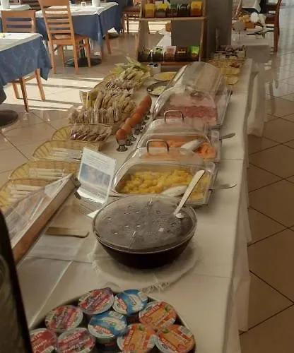 Massimo Ξενοδοχείο Τσέρβια