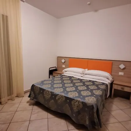 Massimo Hotel 3*
